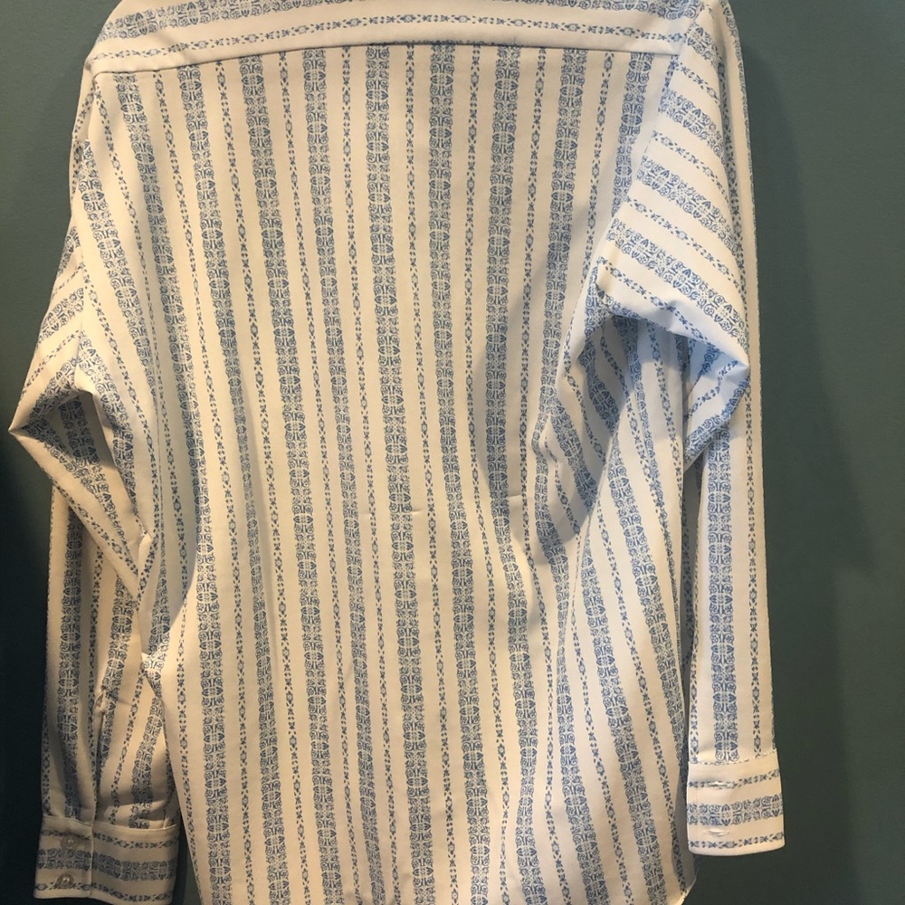 Blue patterned button down - Picture 2 of 4